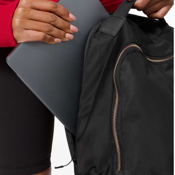 Lululemon City Adventurer Backpack 17L - Picture 4 of 10